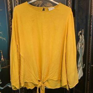 Ava & Viv, 2x Yellow long sleeve top
